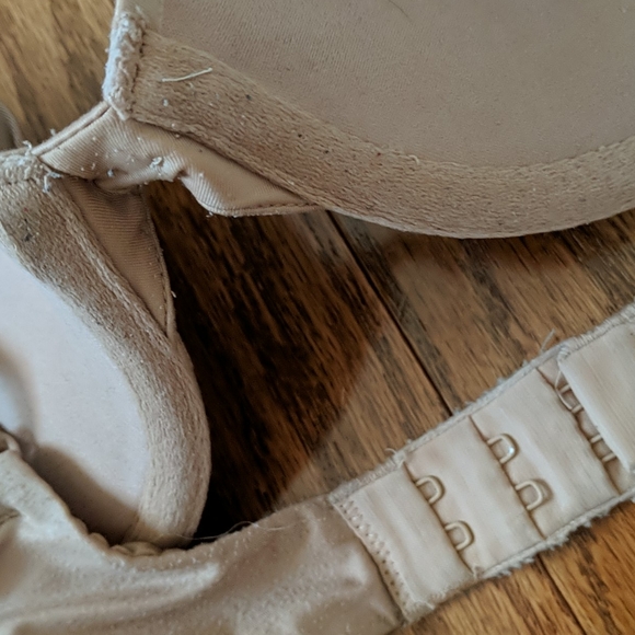 VS Underwire Pushup 32D - Picture 3 of 4